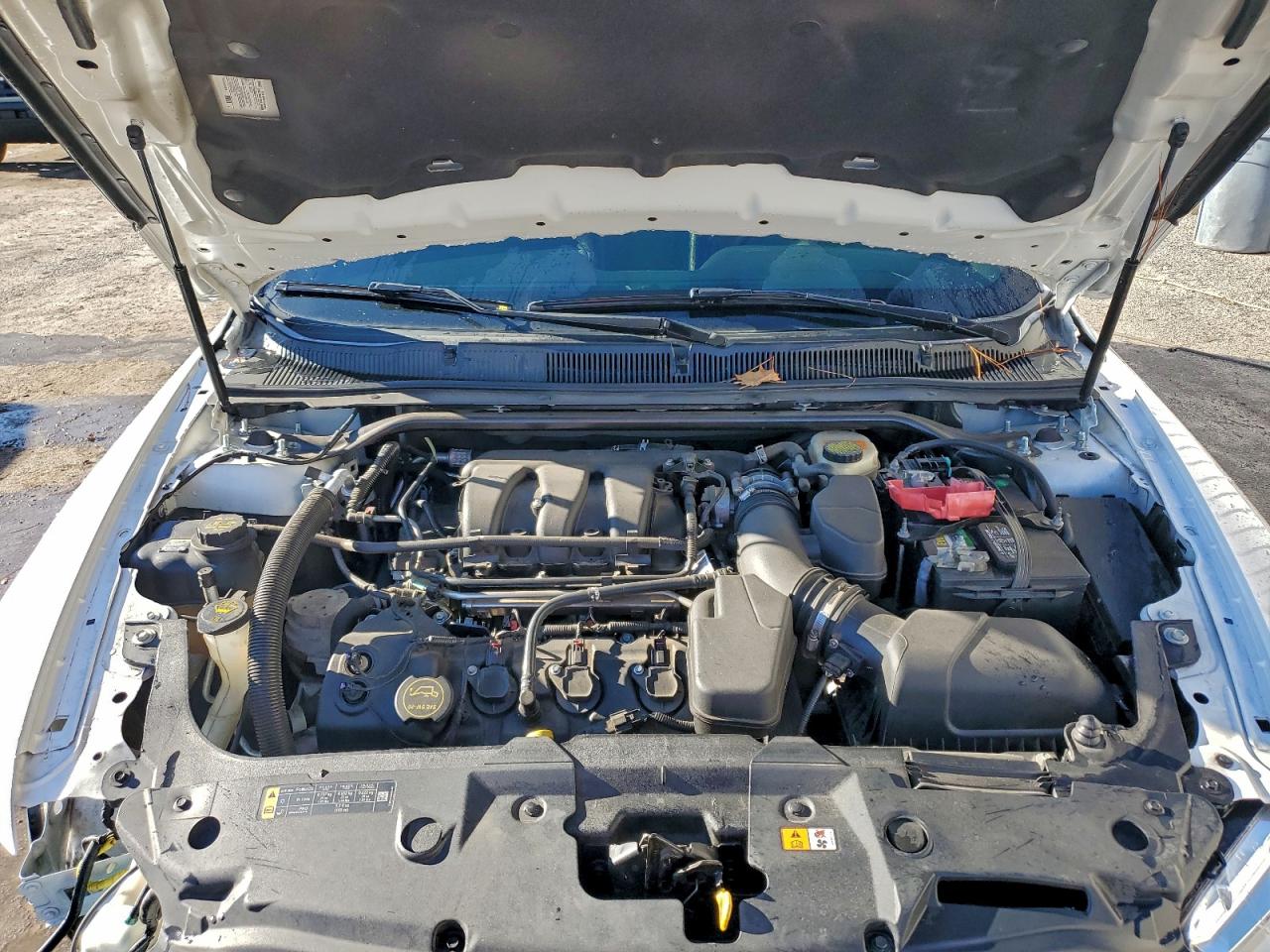 Ford Taurus Sel Image 10