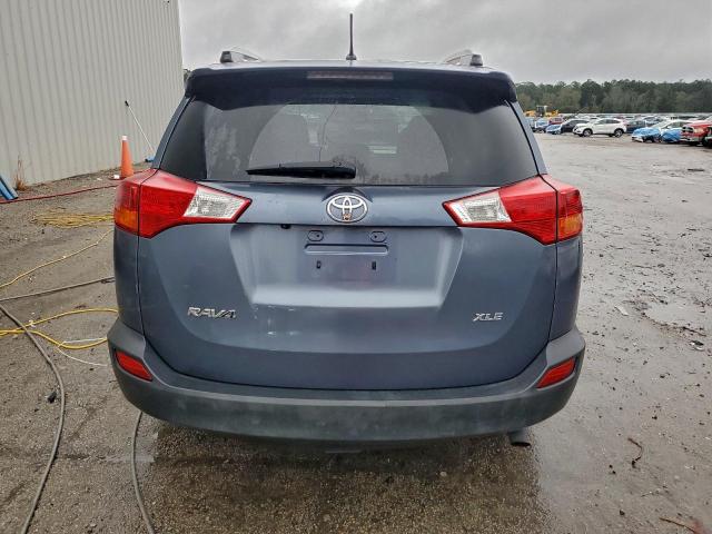 Toyota RAV4 Xle Image 8