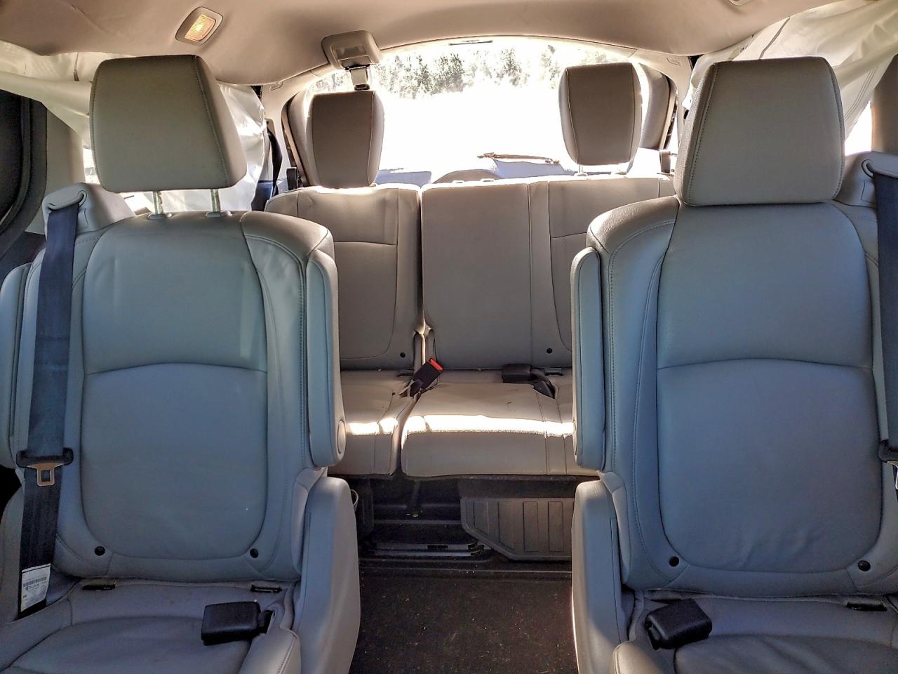 Honda Odyssey Exl Image 4