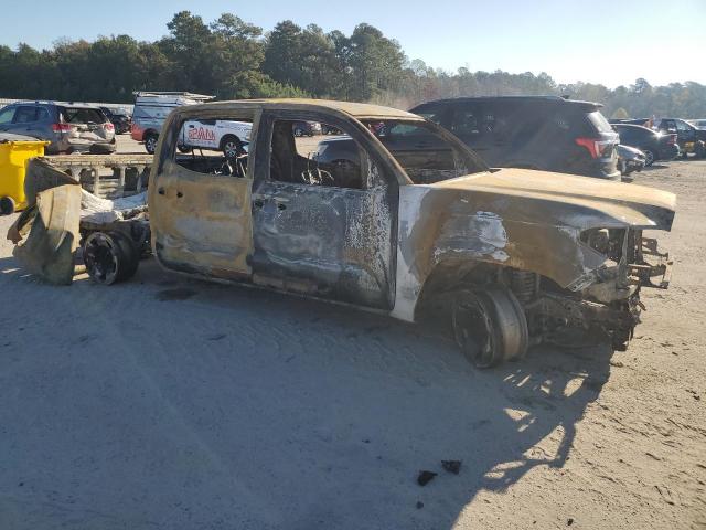 Toyota Tacoma Double Cab Image 11