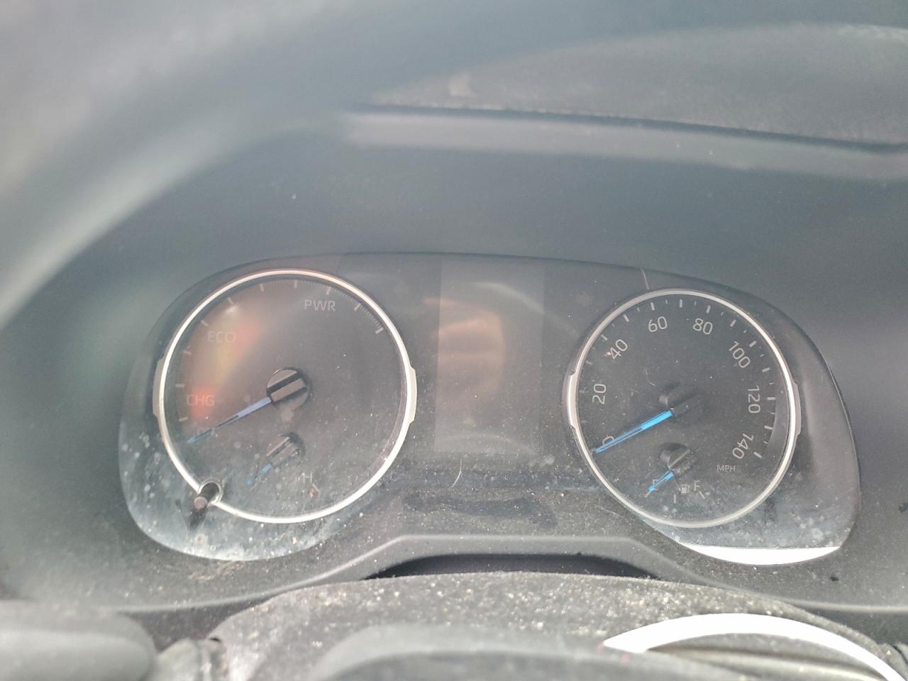 Toyota RAV4 Le Image 11