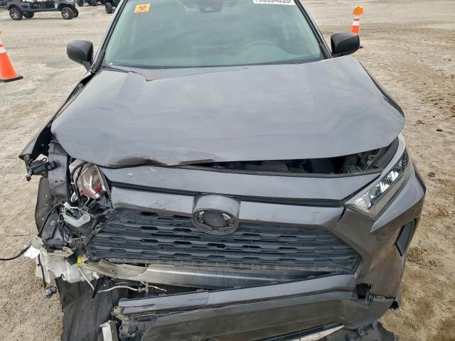 Toyota RAV4 Le Image 12