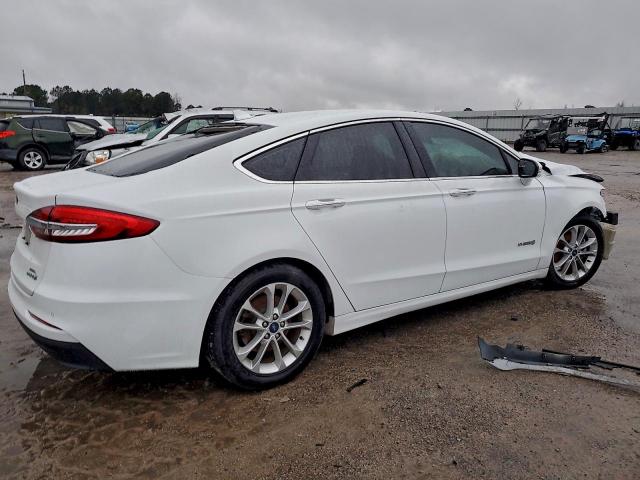 Ford Fusion Sel Image 3
