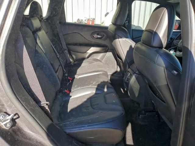 Jeep Grand Cherokee Latitude Lux Image 10