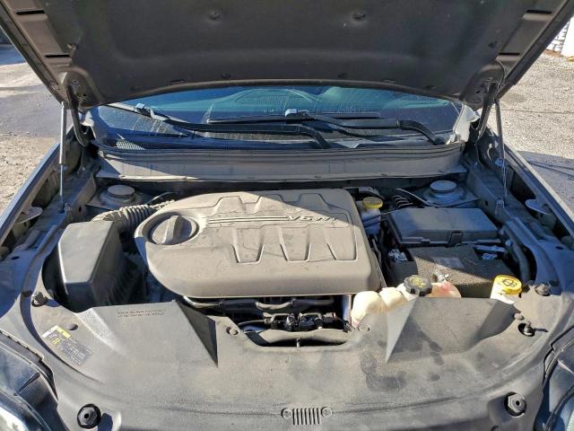 Jeep Grand Cherokee Latitude Lux Image 8