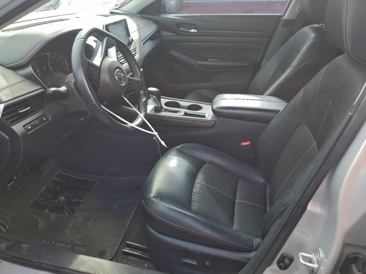 Nissan Altima Sr Image 12