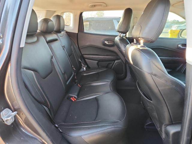 Jeep Compass Latitude Image 11