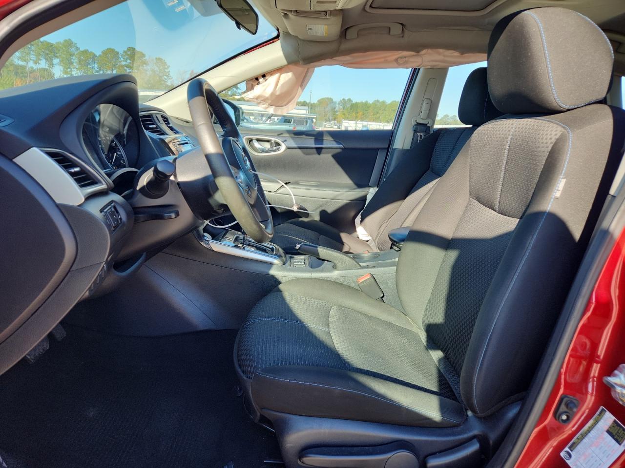 Nissan Sentra Sr Turbo Image 10