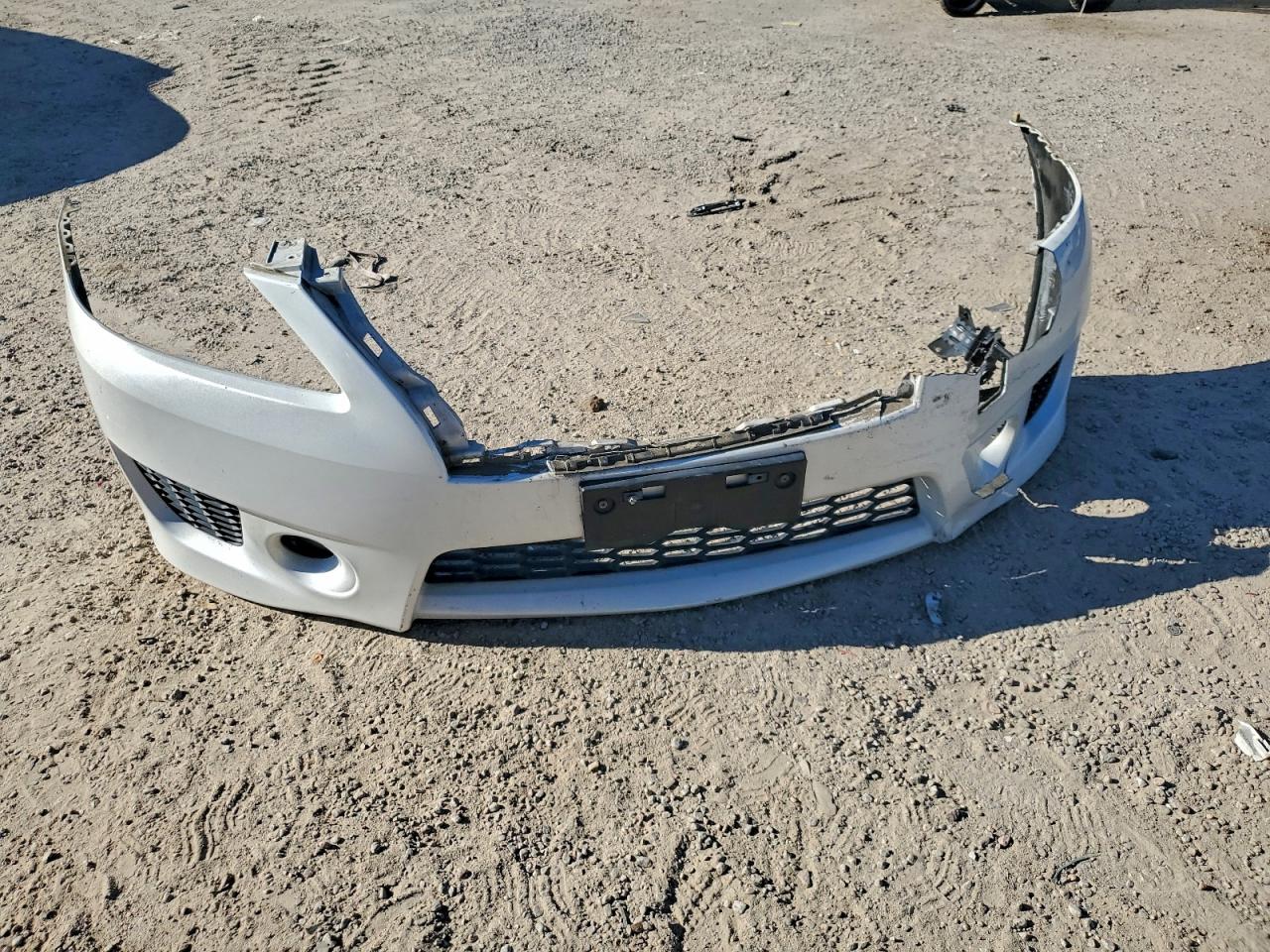 Nissan Sentra S Image 8