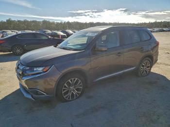  Salvage Mitsubishi Outlander