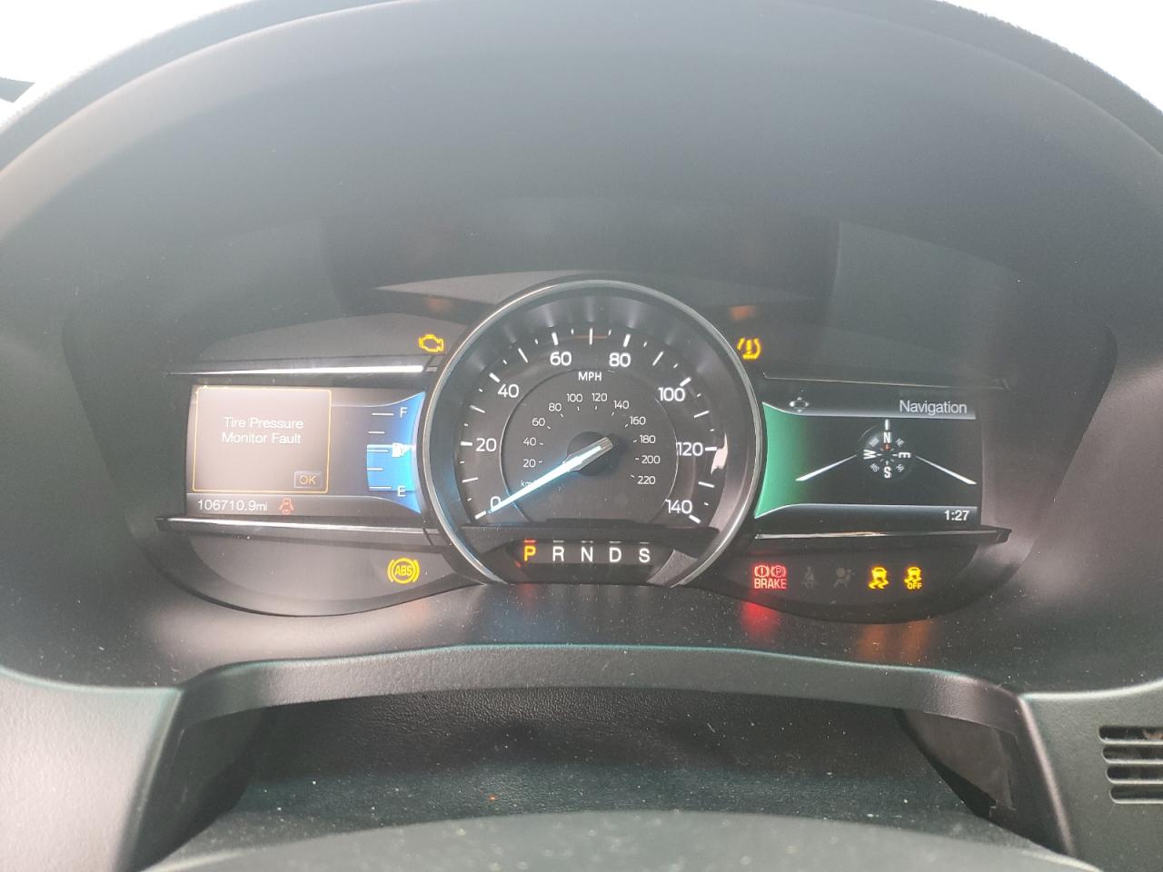 Ford Explorer Limited Image 9