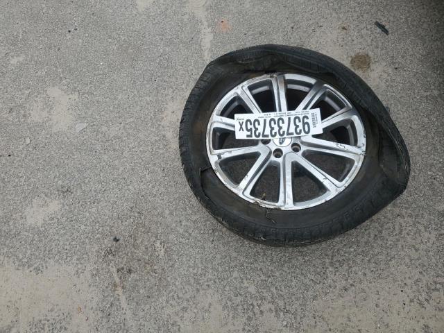 Ford Explorer Limited Image 10