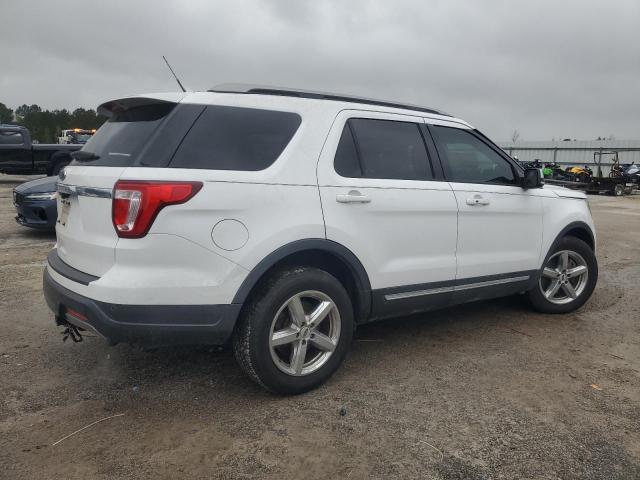 Ford Explorer Xlt Image 8
