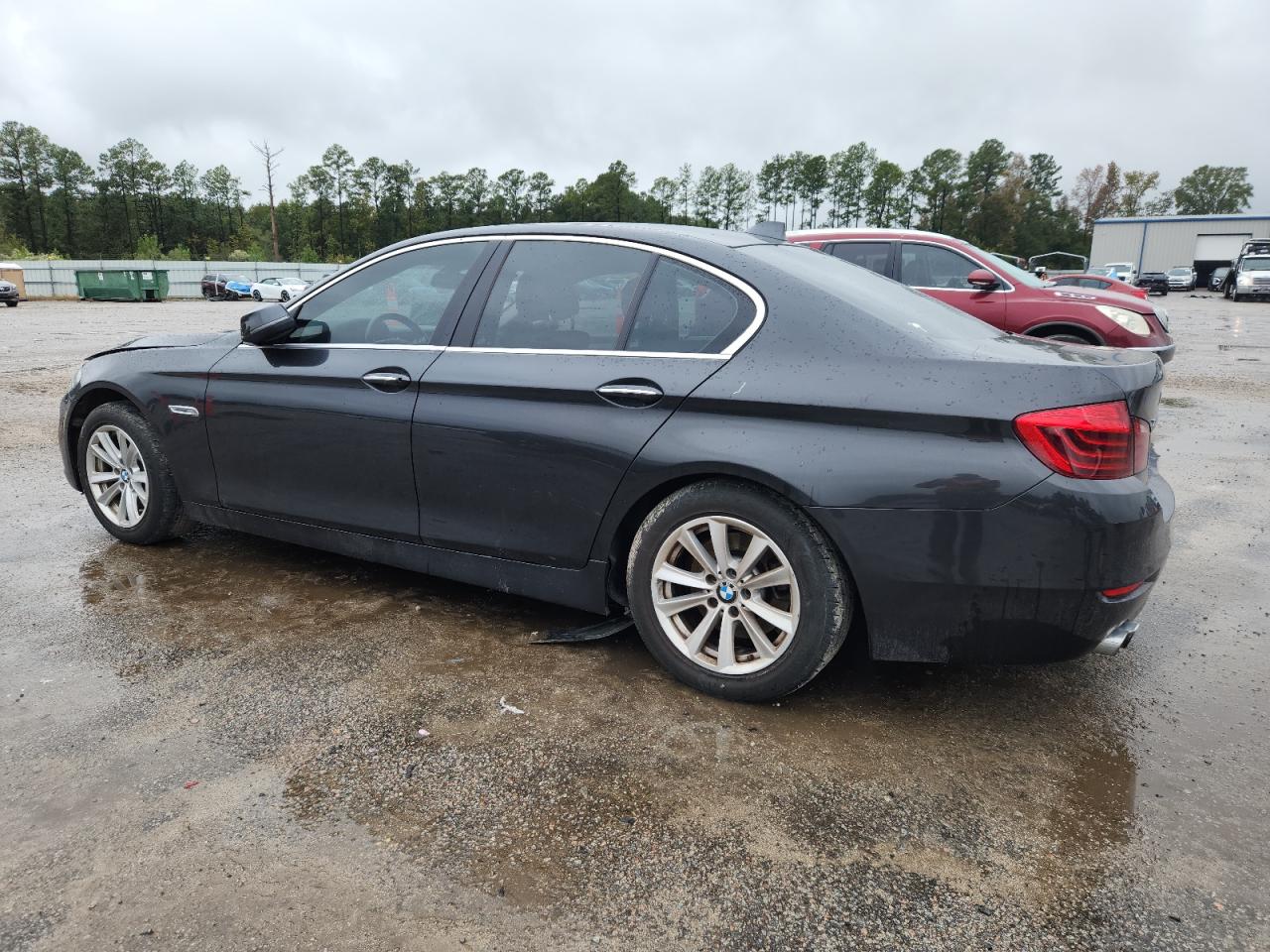 BMW 5 Series Xi Image 2