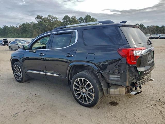 GMC Acadia Denali Image 2