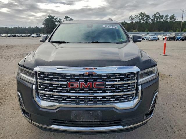 GMC Acadia Denali Image 13