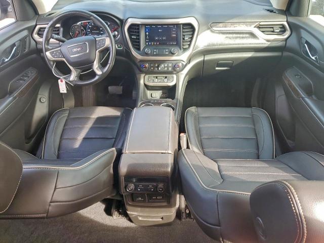 GMC Acadia Denali Image 6