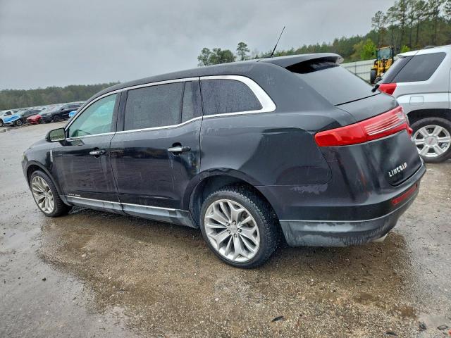 Lincoln MKT Image 10