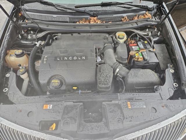 Lincoln MKT Image 7