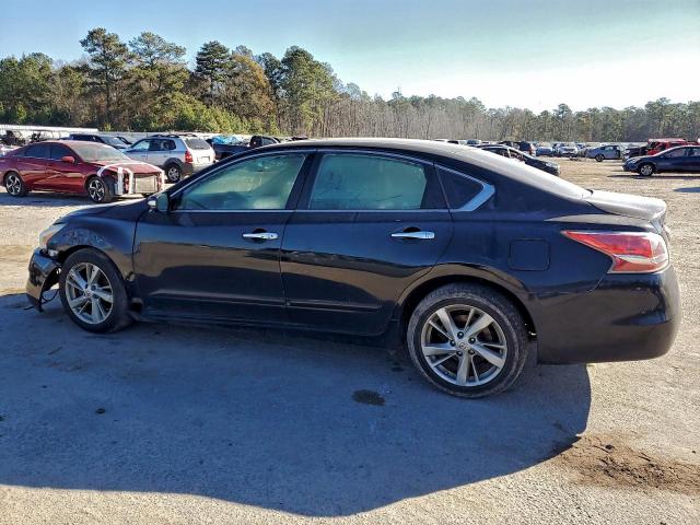 Nissan Altima 2.5 Image 11