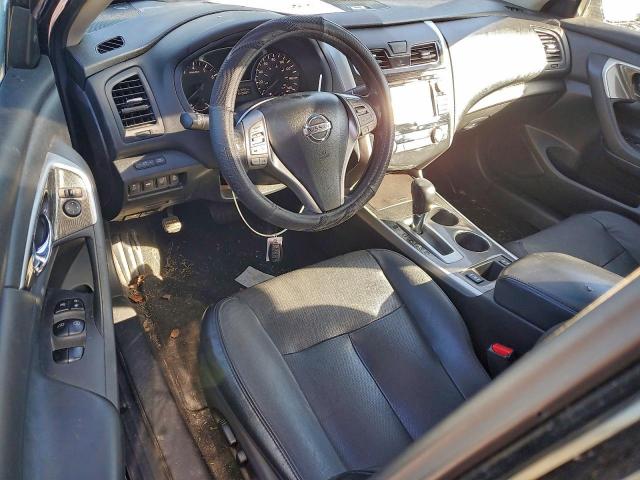 Nissan Altima 2.5 Image 3