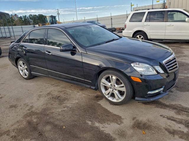 Mercedes-Benz E-Class 350 4matic Image 10