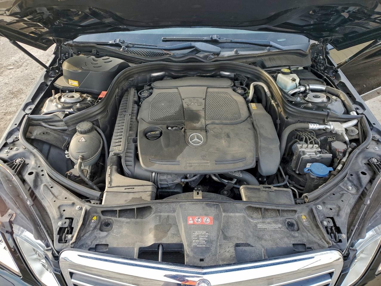 Mercedes-Benz E-Class 350 4matic Image 9