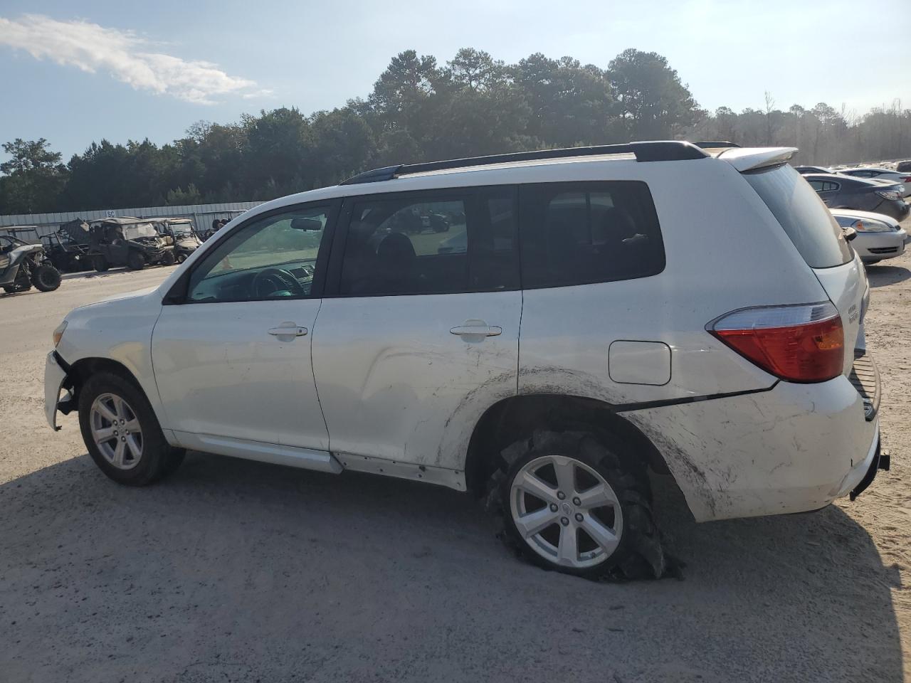 Toyota Highlander Image 2