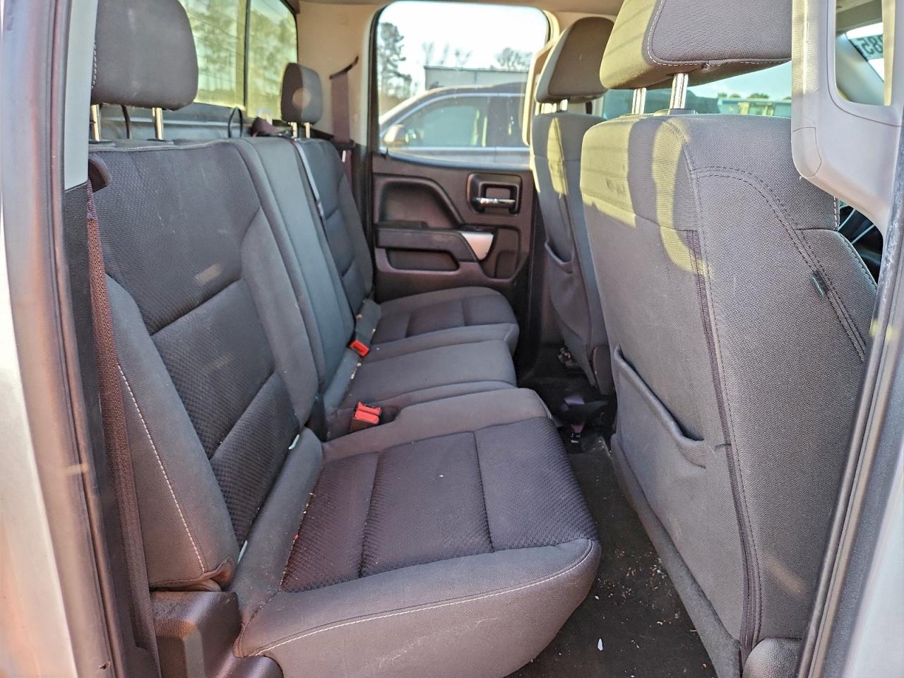 Chevrolet Silverado K1500 Lt Image 9