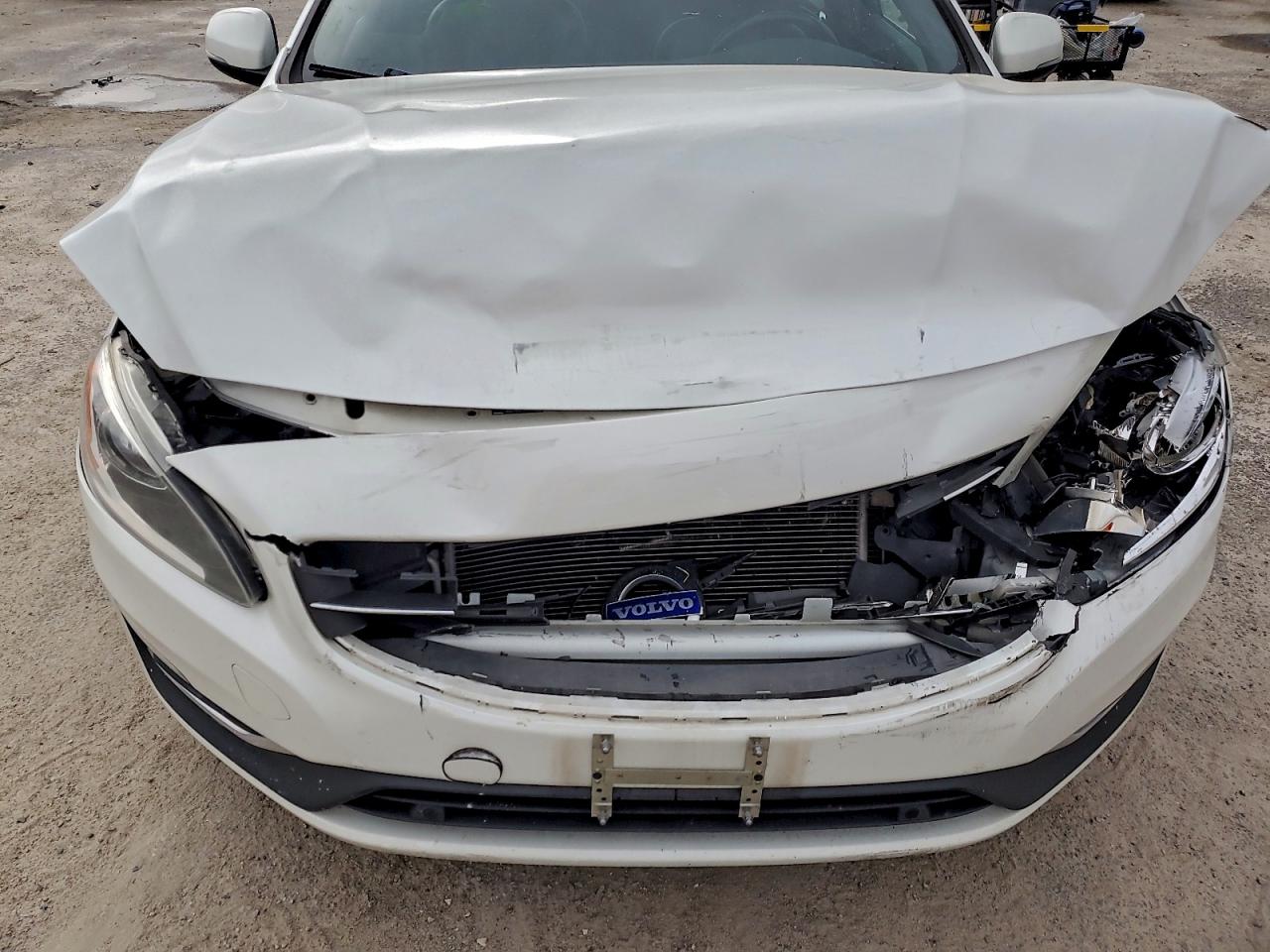 Volvo S60 Premier Image 5