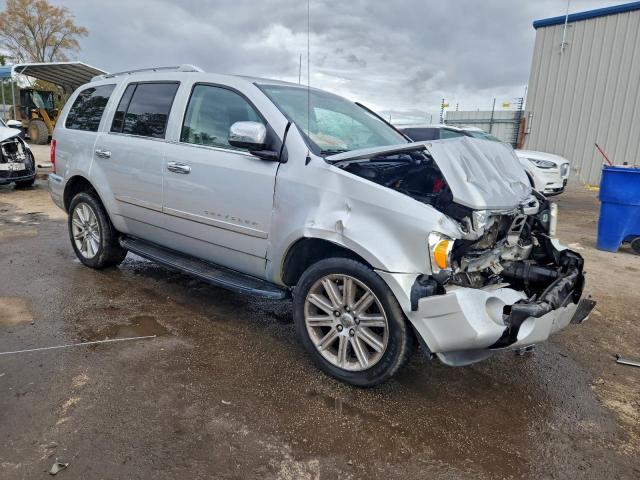 Chrysler Aspen Limited Image 8