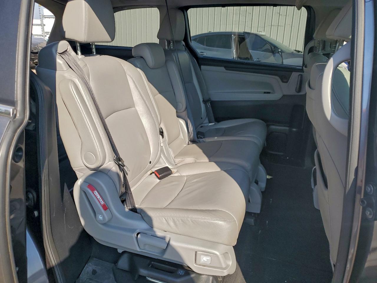 Honda Odyssey Exl Image 10