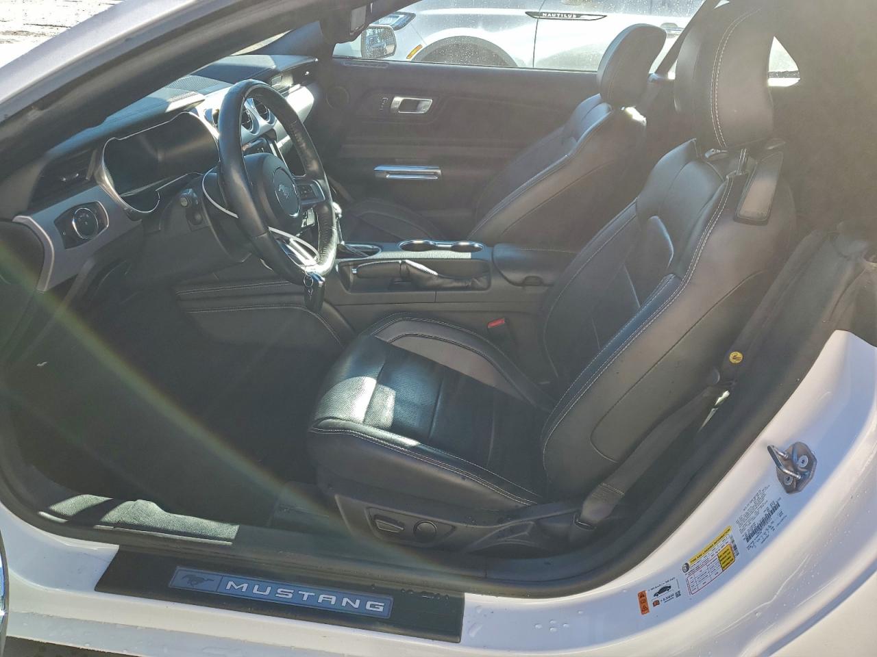 Ford Mustang Gt Image 11