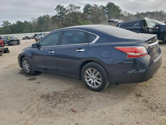 Nissan Altima 2.5 Image 4