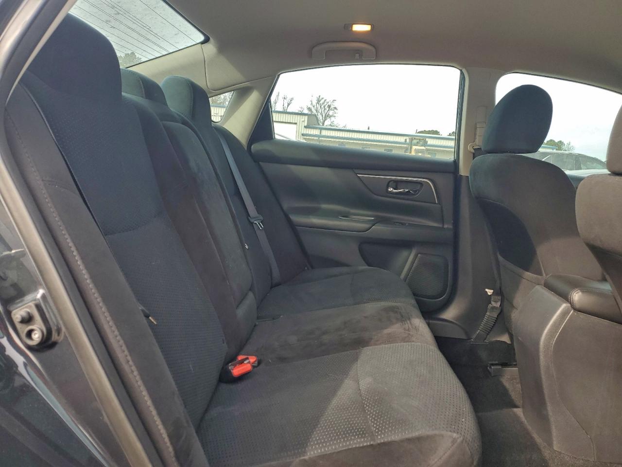 Nissan Altima 2.5 Image 12