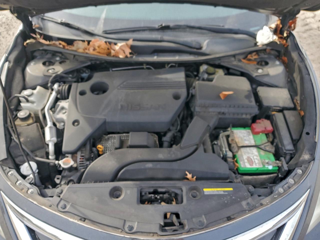 Nissan Altima 2.5 Image 2