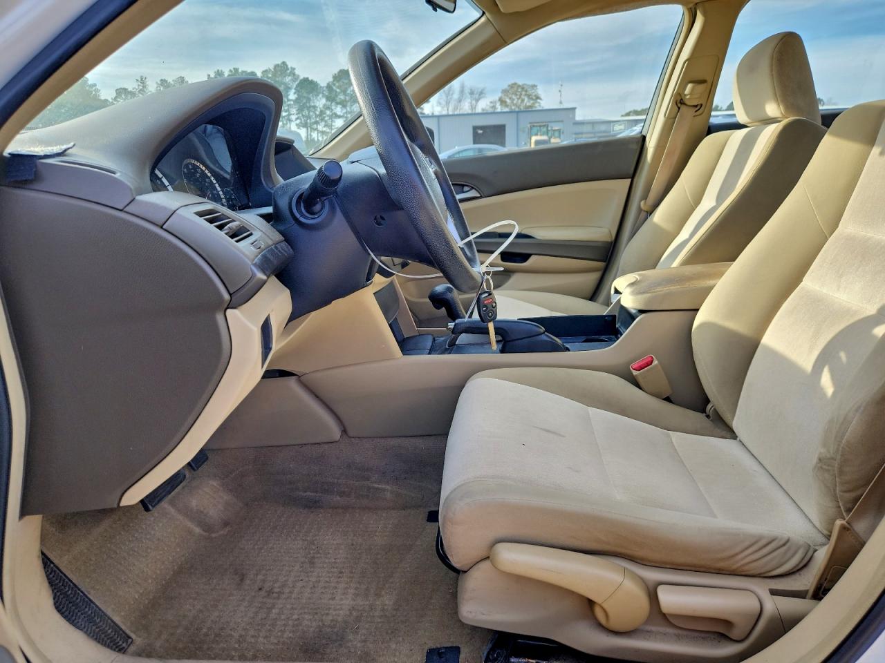 Honda Accord Lx Image 12