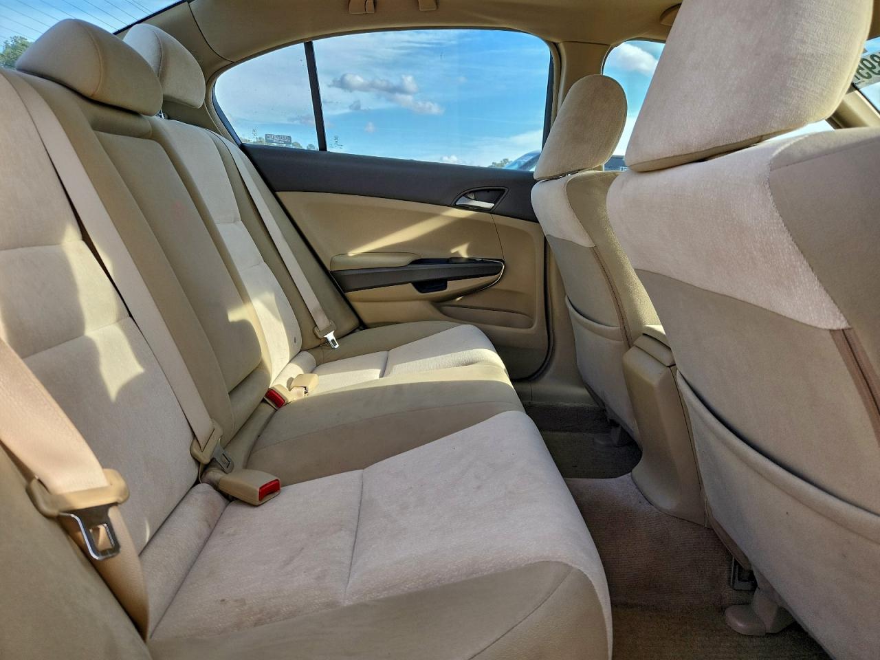 Honda Accord Lx Image 8