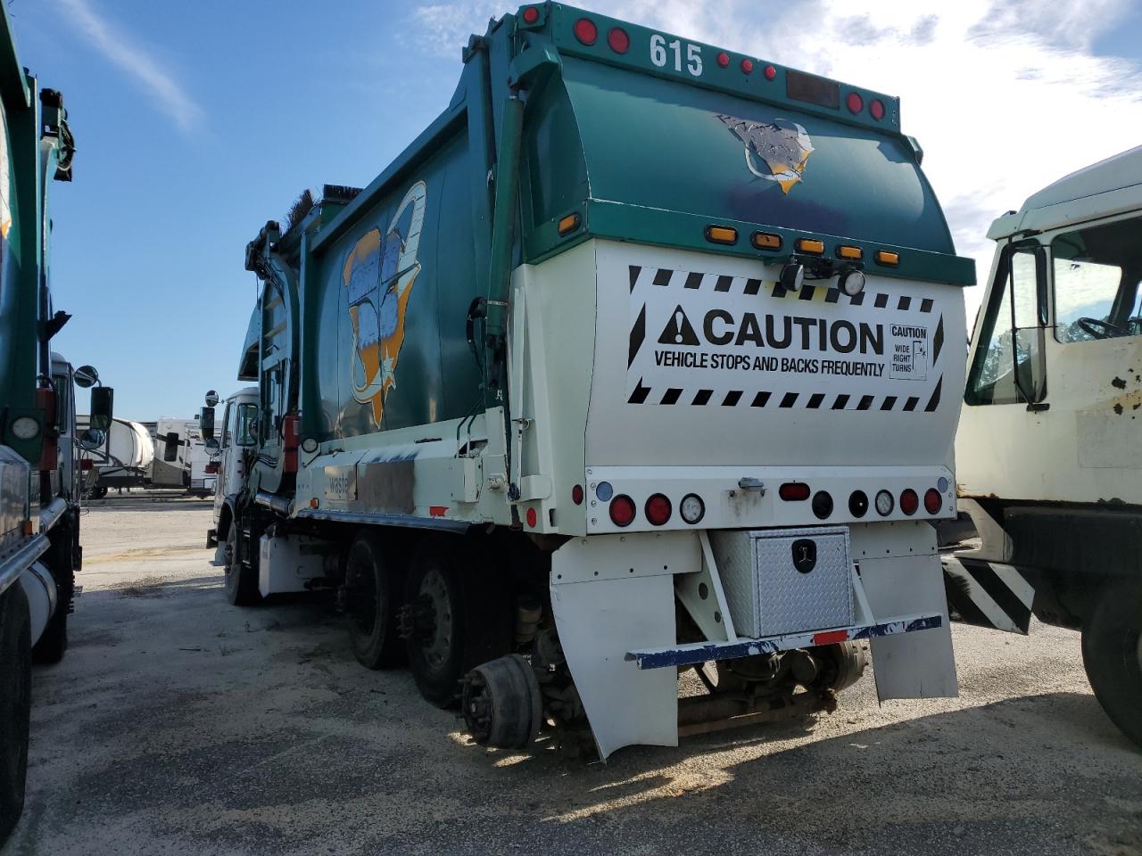 Autocar Llc Xpeditor Image 5