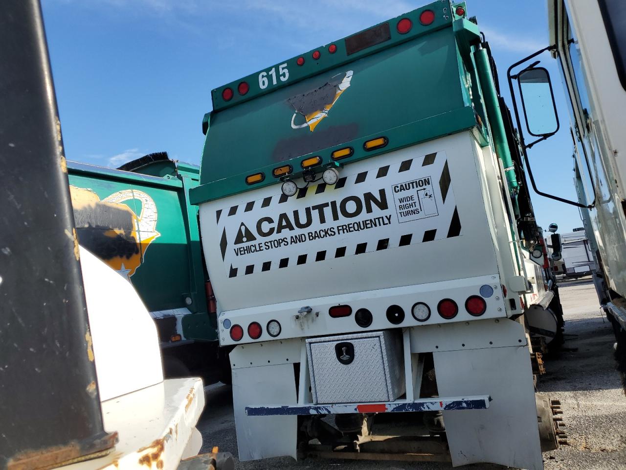 Autocar Llc Xpeditor Image 10