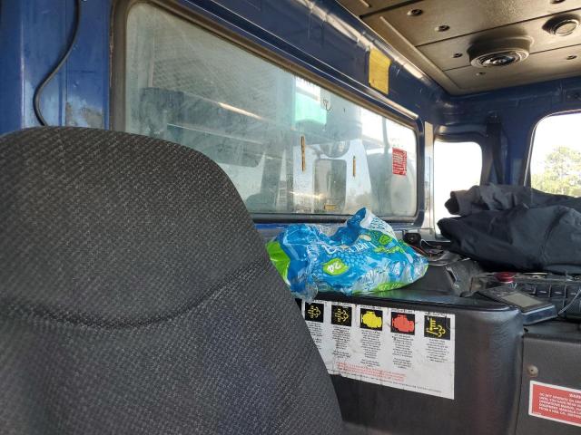 Autocar Llc Xpeditor Image 2