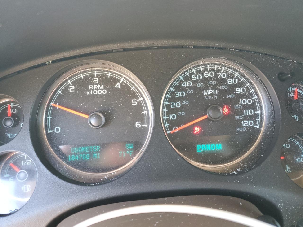 Chevrolet Tahoe C1500 Ltz Image 9