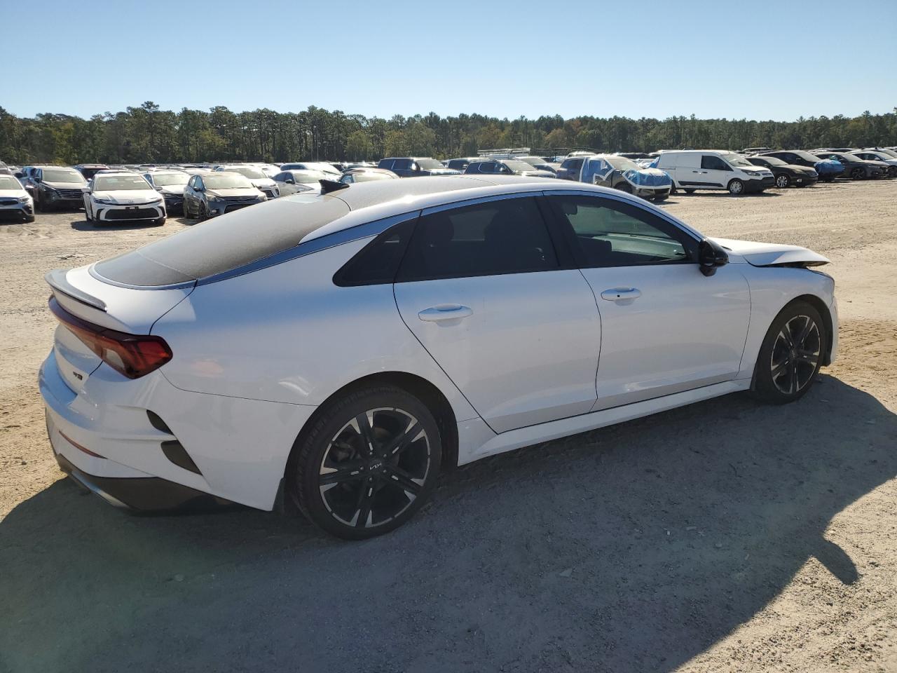 Kia K5 Gt Line Image 4