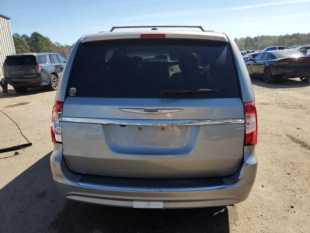 Chrysler Minivan Touring Image 4