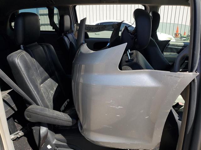 Chrysler Minivan Touring Image 12