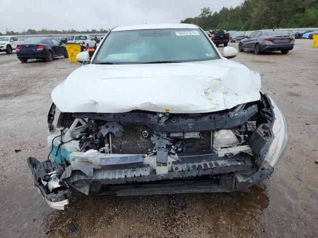 Nissan Altima S Image 8