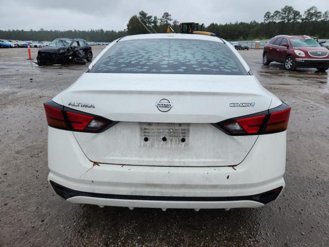 Nissan Altima S Image 6