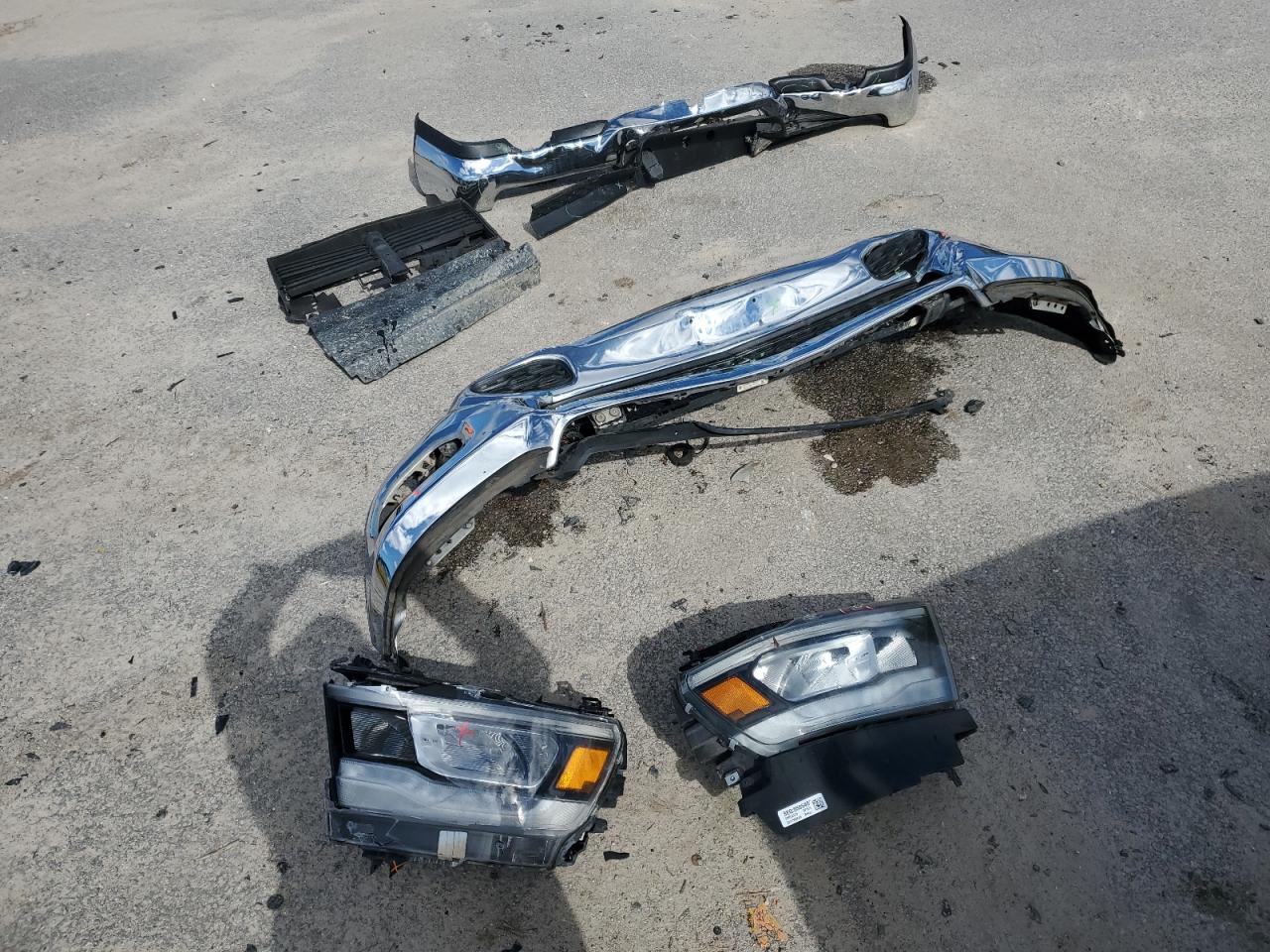 Ram 1500 Laramie Image 13