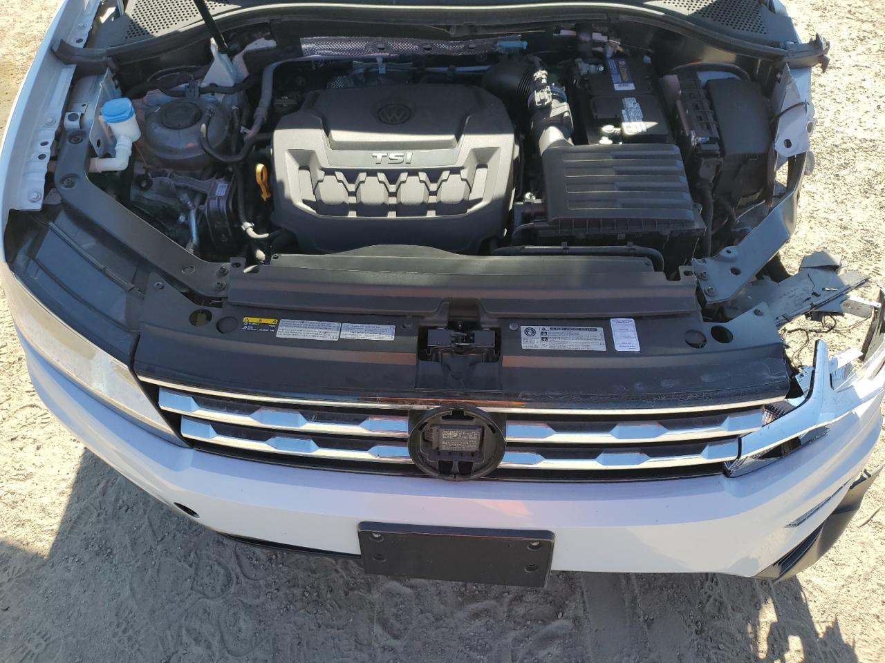 Volkswagen Tiguan Se Image 8
