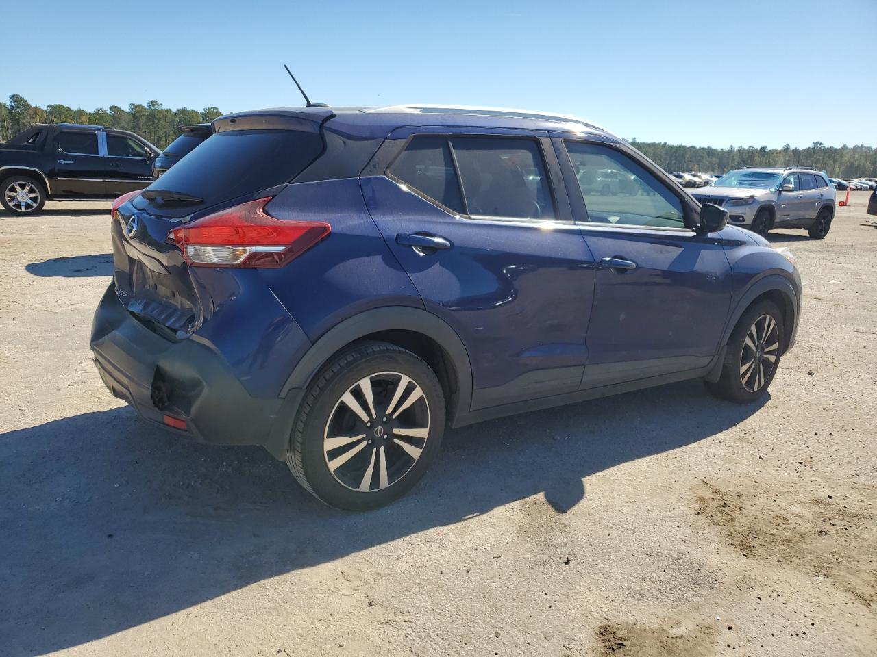 Nissan Kicks S Image 11